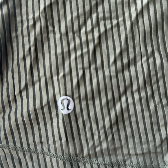 Lululemon Mesh Tank - Picture 4 of 4